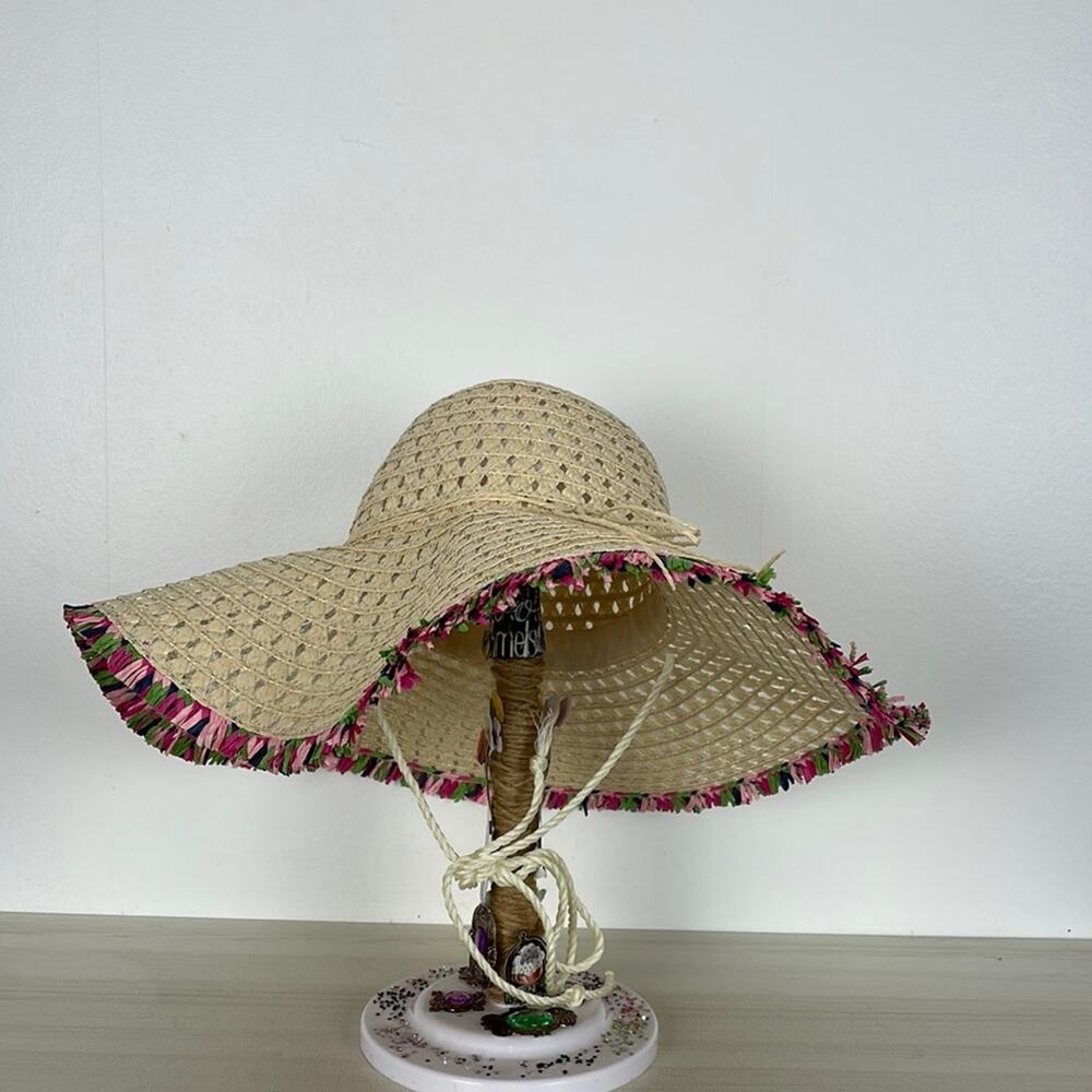 Beach Hat Women's Size O/S Floppy Wide Brim Colorful Trim Drawstring Tie Straw
